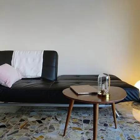 Casa Blu: Refurbished, Amazing View - Apartment Perledo
