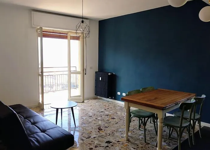 Casa Blu: Refurbished, Amazing View - Apartment Perledo