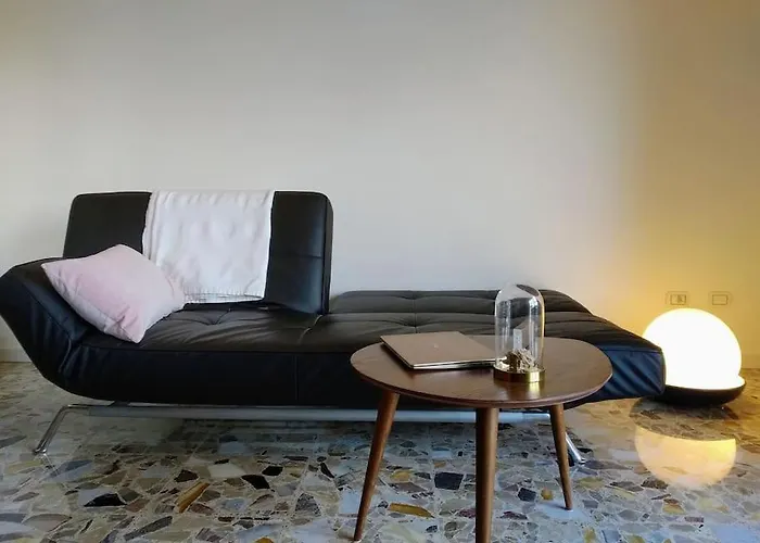 Casa Blu: Refurbished, Amazing View - Apartment Perledo
